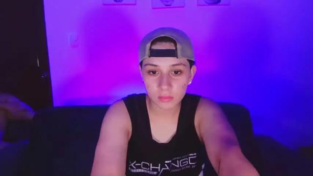 Image 3 of arontroy Stream on Chaturbate on 15 months ago