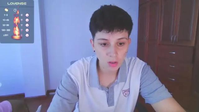 Image 11 of arontroy Stream on Chaturbate on 17 months ago