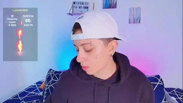 Image 8 of arontroy_wi Stream on Chaturbate on 16 days ago