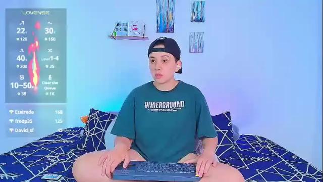 Image 11 of arontroy_wi Stream on Chaturbate on 13 days ago