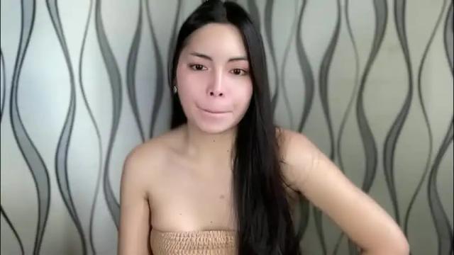 Image 3 of arousingkatets Stream on Chaturbate on 26 days ago