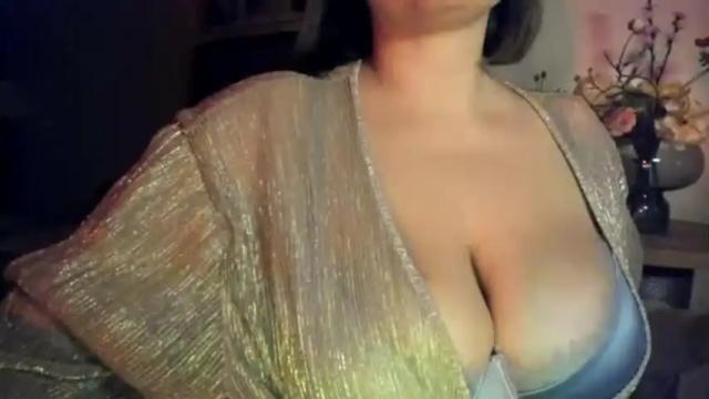 Image 4 of art_jewelry Stream on Chaturbate on 13 months ago