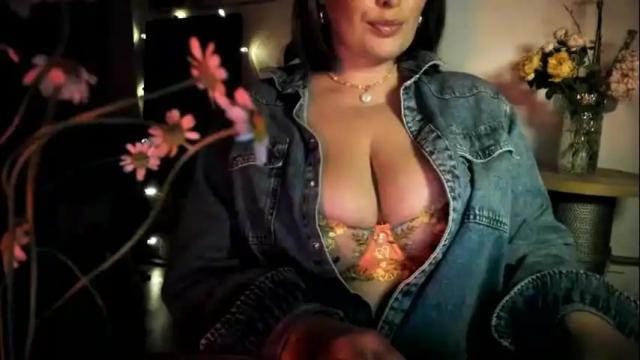 Image 4 of art_jewelry Stream on Chaturbate on 18 months ago