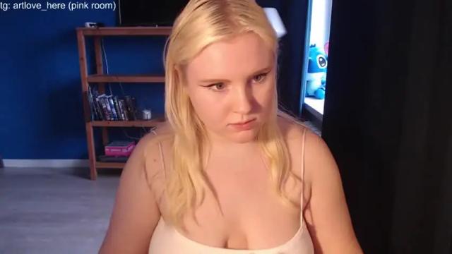 Image 12 of art_lovee Stream on Chaturbate on 18 months ago