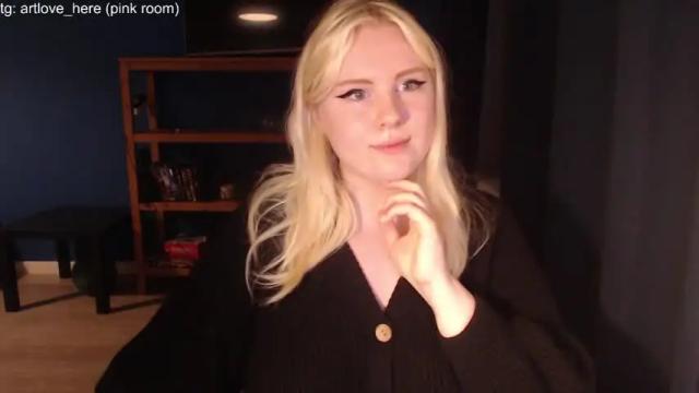 Image 6 of art_lovee Stream on Chaturbate on 18 months ago