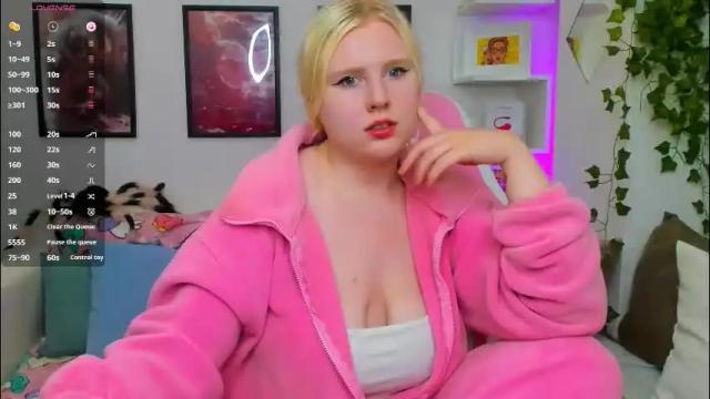 Image 4 of art_lovee Stream on Chaturbate on 1 month ago