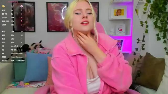 Image 3 of art_lovee Stream on Chaturbate on 1 month ago