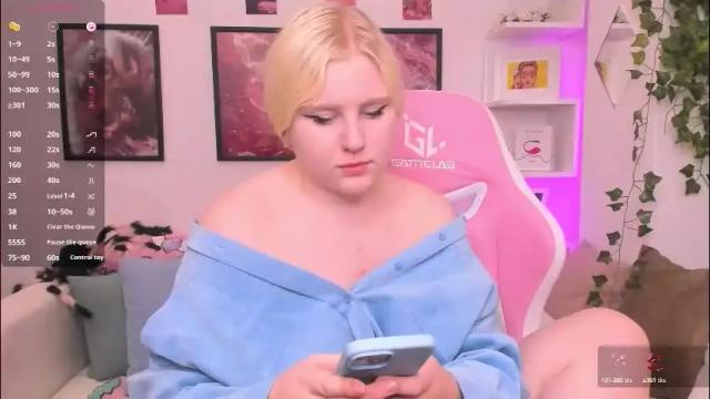 Image 2 of art_lovee Stream on Chaturbate on 1 month ago