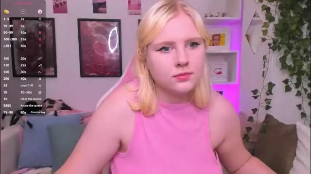 Image 12 of art_lovee Stream on Chaturbate on 1 month ago