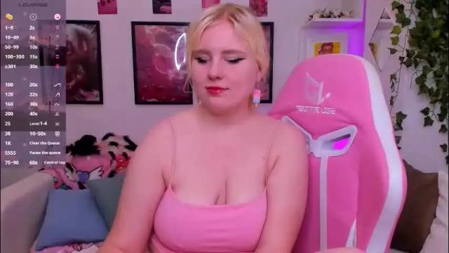 Image 6 of art_lovee Stream on Chaturbate on 25 days ago
