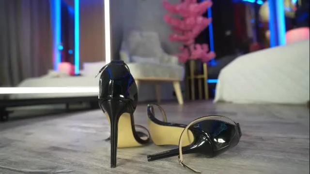 Image 10 of arte_adelle Stream on Chaturbate on 26 days ago