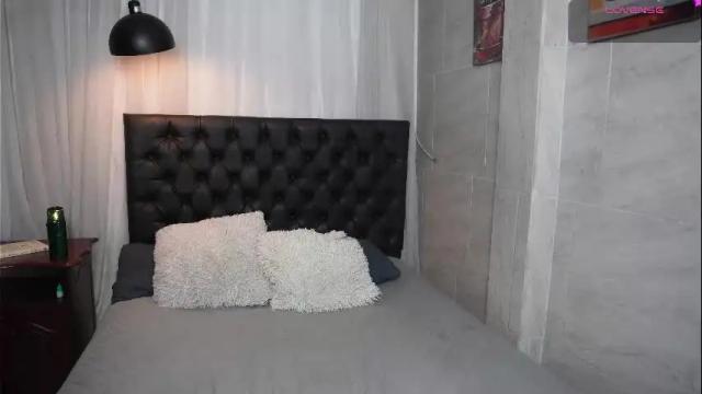 Image 2 of artechloe Stream on Chaturbate on 4 days ago