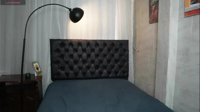 Image 7 of artechloe Stream on Chaturbate on 21 days ago