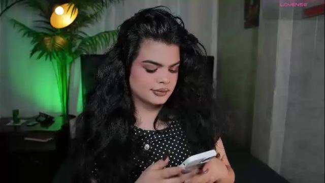 Image 3 of artechloe Stream on Chaturbate on 2 months ago