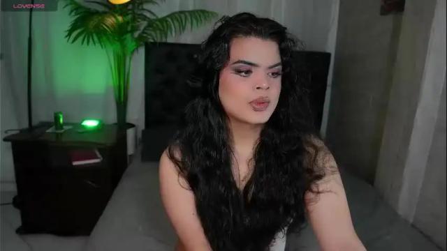 Image 8 of artechloe Stream on Chaturbate on 2 months ago