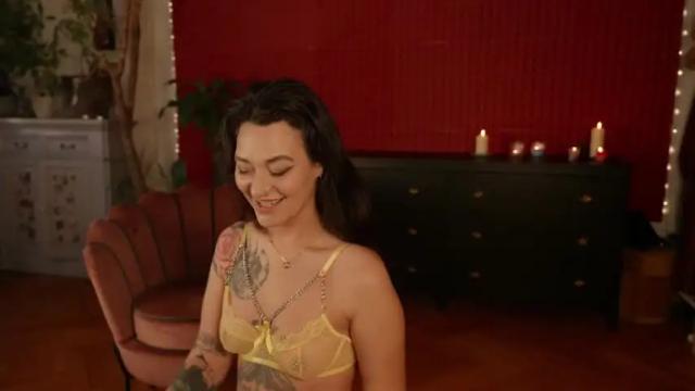 Image 6 of artegirl Stream on Chaturbate on 16 months ago