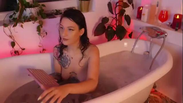 Image 8 of artegirlx Stream on Chaturbate on 7 days ago