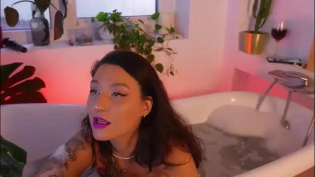 Image 3 of artegirlx Stream on Chaturbate on 2 months ago