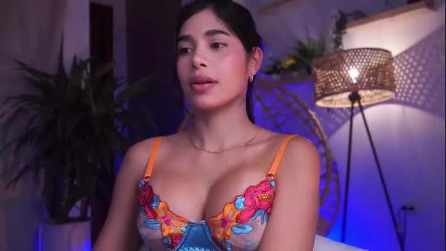 Image 12 of artemia_ Stream on Chaturbate on 4 months ago