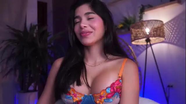 Image 6 of artemia_ Stream on Chaturbate on 4 months ago