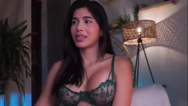 Image 10 of artemia_ Stream on Chaturbate on 4 months ago