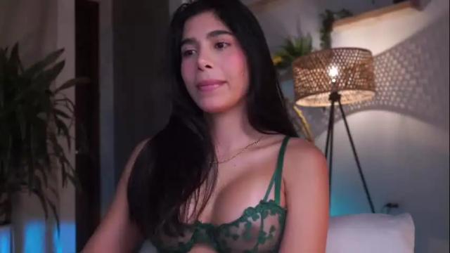 Image 6 of artemia_ Stream on Chaturbate on 4 months ago