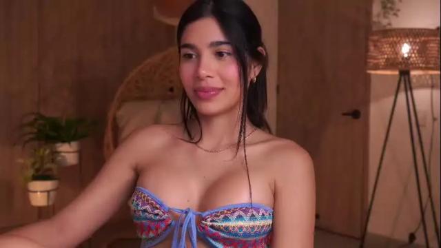 Image 7 of artemia_ Stream on Chaturbate on 1 month ago