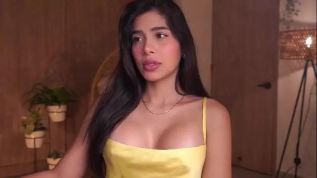 Image 10 of artemia_ Stream on Chaturbate on 1 month ago