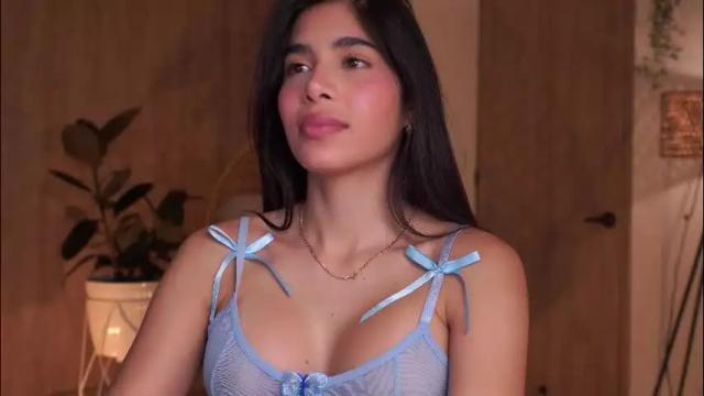 Image 10 of artemia_ Stream on Chaturbate on 20 days ago