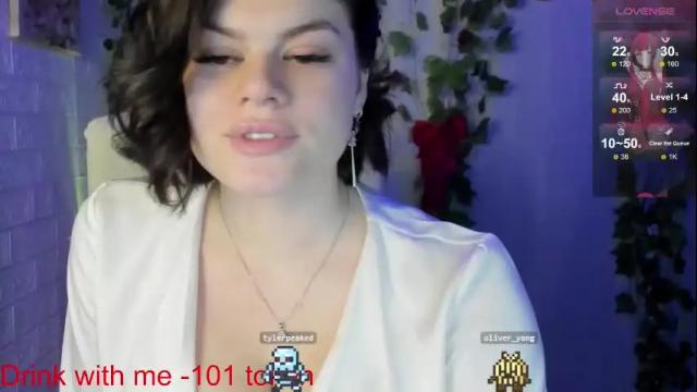 Image 2 of artemis696 Stream on Chaturbate on 4 months ago