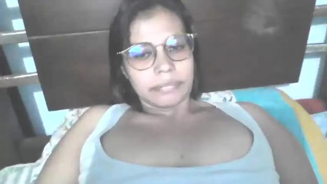 Image 2 of artemis951223 Stream on Chaturbate on 15 months ago