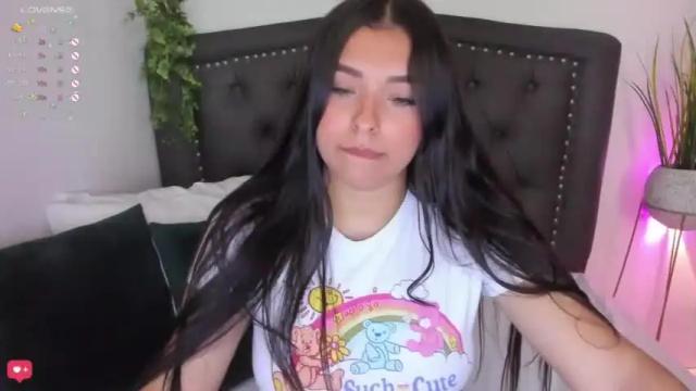 Image 3 of artemisa67_ Stream on Chaturbate on 14 months ago