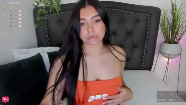 Image 2 of artemisa67_ Stream on Chaturbate on 13 months ago
