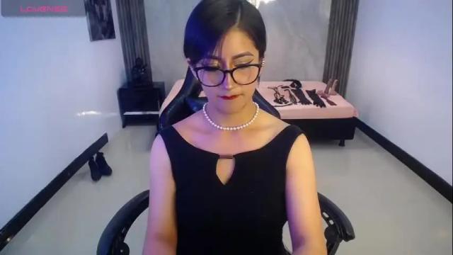 Image 4 of artemisa_ch1 Stream on Chaturbate on 3 months ago