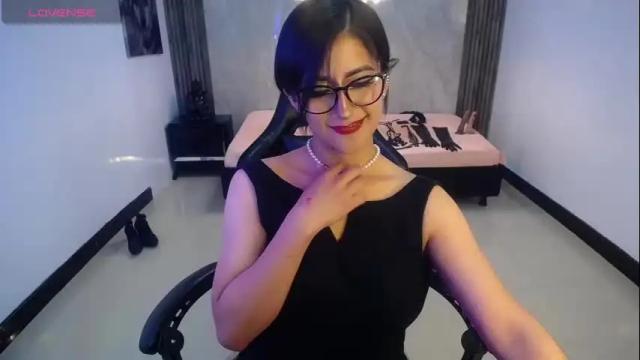 Image 7 of artemisa_ch1 Stream on Chaturbate on 3 months ago