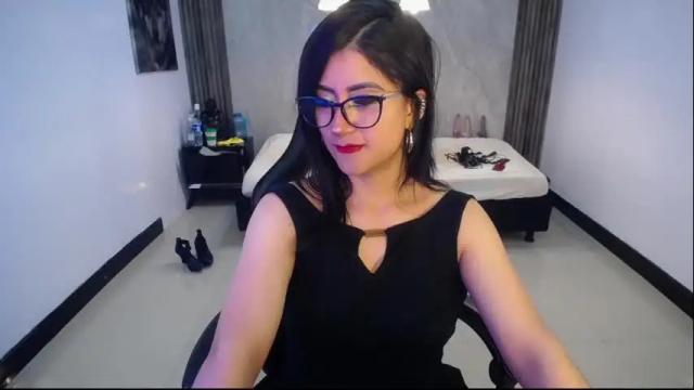Image 10 of artemisa_ch1 Stream on Chaturbate on 2 months ago