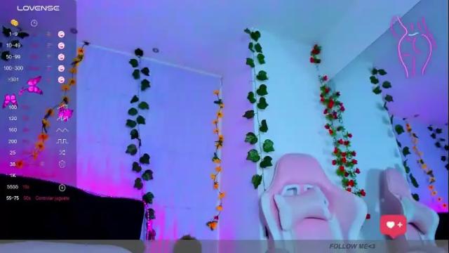 Image 4 of artemisa_leon Stream on Chaturbate on 26 days ago