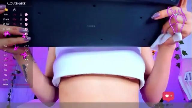 Image 2 of artemisa_leon Stream on Chaturbate on 20 days ago