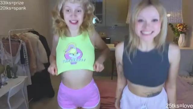 Image 10 of artemisa_meows Stream on Chaturbate on 15 months ago