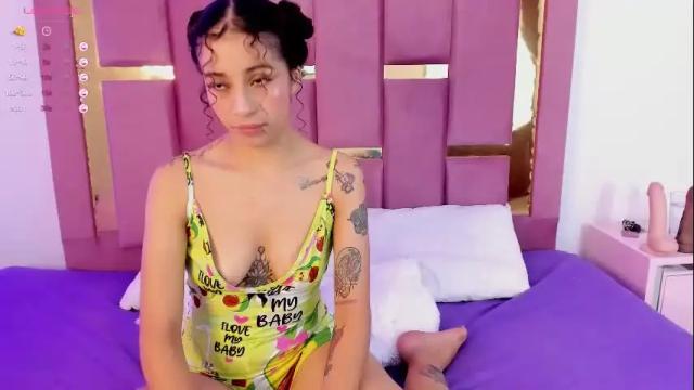Image 3 of artemisashadows Stream on Chaturbate on 19 months ago