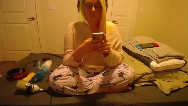 Thumbnail 2, artemisflowers's Stream at Chaturbate, 17 months ago