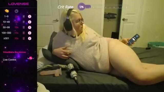 Image 7 of artemisflowers Stream on Chaturbate on 17 months ago