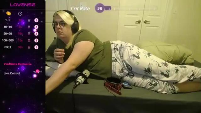 Image 6 of artemisflowers Stream on Chaturbate on 24 months ago