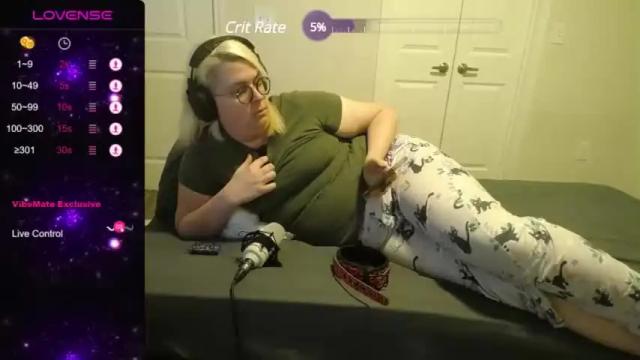 Image 8 of artemisflowers Stream on Chaturbate on 24 months ago