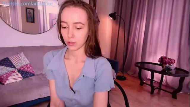 Image 3 of artexcite_ Stream on Chaturbate on 1 month ago
