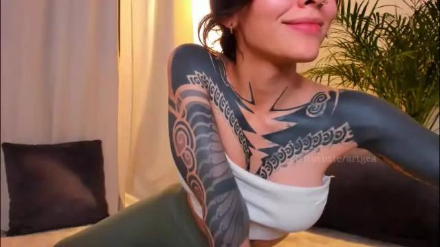 Image 4 of artgea Stream on Chaturbate on 2 months ago