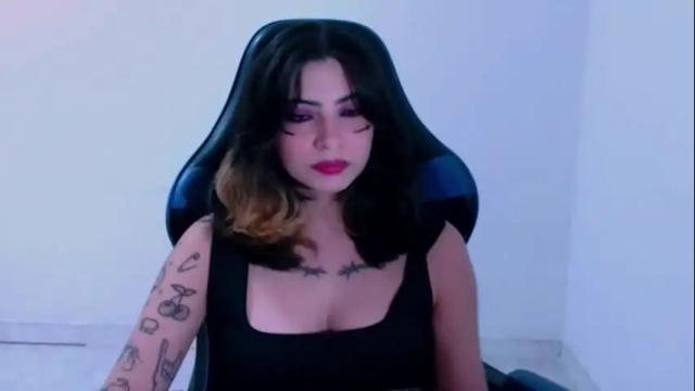 Image 4 of arthurcroww Stream on Chaturbate on 28 days ago