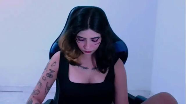 Image 8 of arthurcroww Stream on Chaturbate on 28 days ago