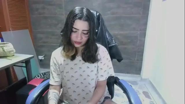 Image 7 of arthurcroww Stream on Chaturbate on 5 months ago