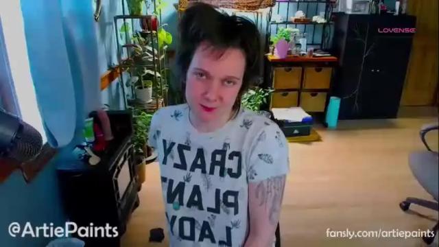 Image 8 of artiepaints Stream on Chaturbate on 13 months ago